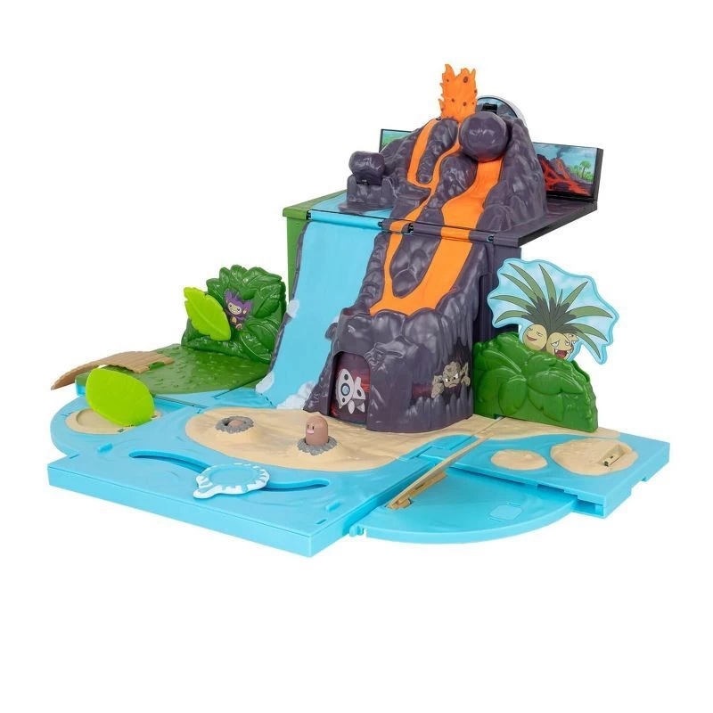 NINTENDO Pokemon Carry Case Volcano Playset 5 NINTENDO Pokemon Carry Case Volcano Playset - Image 3