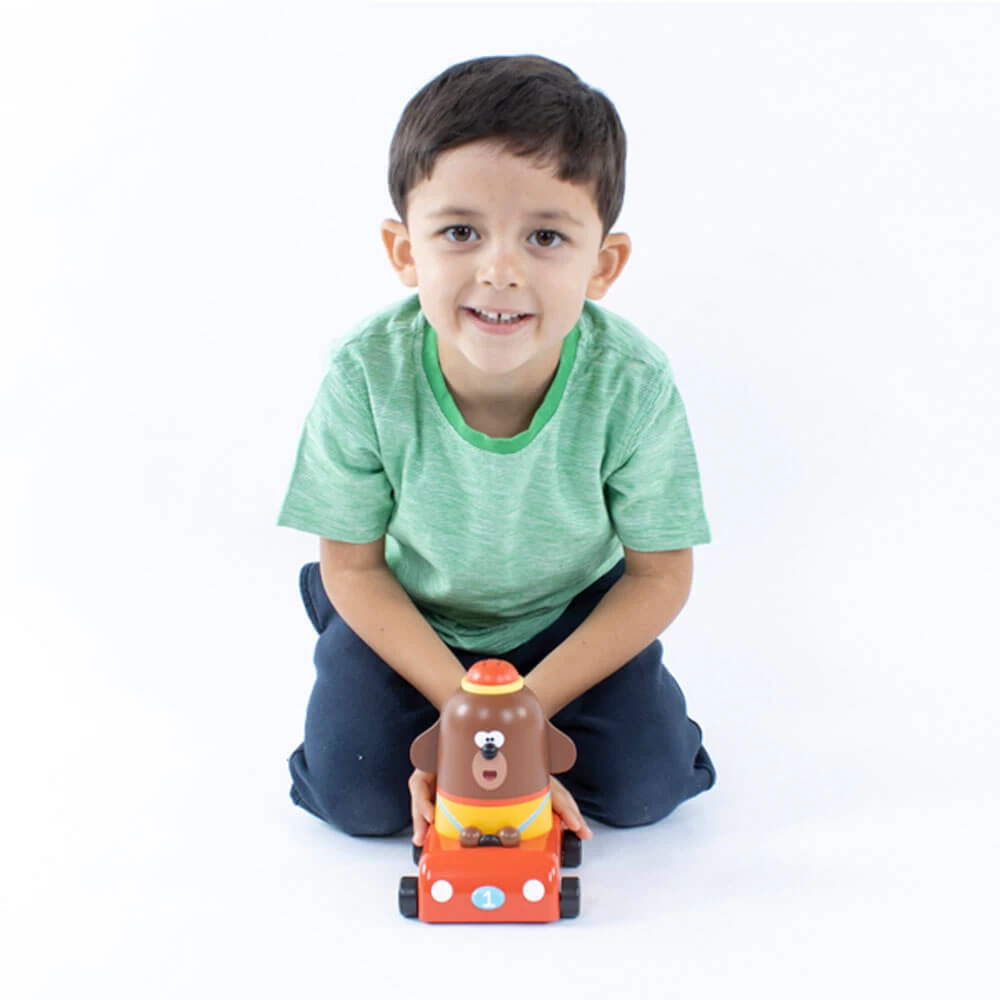 Hey Duggee Race Along With Fun Sounds Toy Car 4 Hey Duggee Race Along With Fun Sounds Toy Car - Image 2