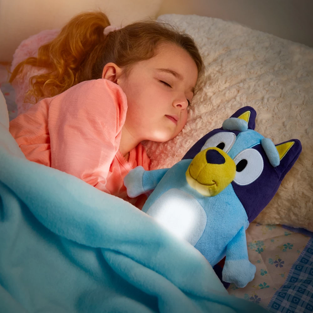 Bluey GoGlow Kids Light Up Bedtime Pal Soft Toy 9 Bluey GoGlow Kids Light Up Bedtime Pal Soft Toy - Image 7