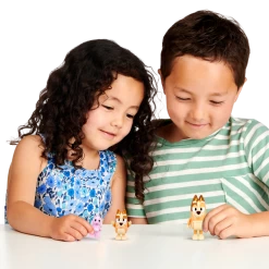 Bluey Sleepytime Mum Bingo & Floppy Figurines 2 Pack -Toy Sale Shop MOO0278SLEEPY 3